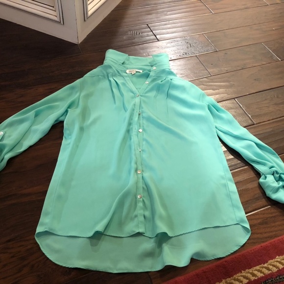 chandi & lia Tops - chandi & lia mint green blouse